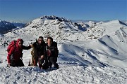 42 Alla Madonnina del Sodadura (2011 m), emergente dalla neve con gli amici Alice e Luca